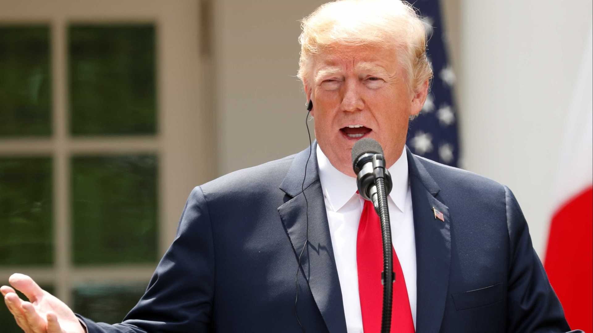 Trump aumenta pressão sobre a OTAN e pede reunião de emergência Kevin Lamarque / Reuters