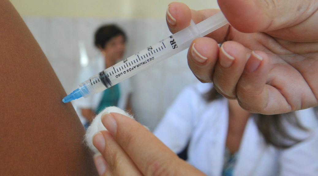 Campanha de Imunização a Influenza começa neste sábado em todo país
