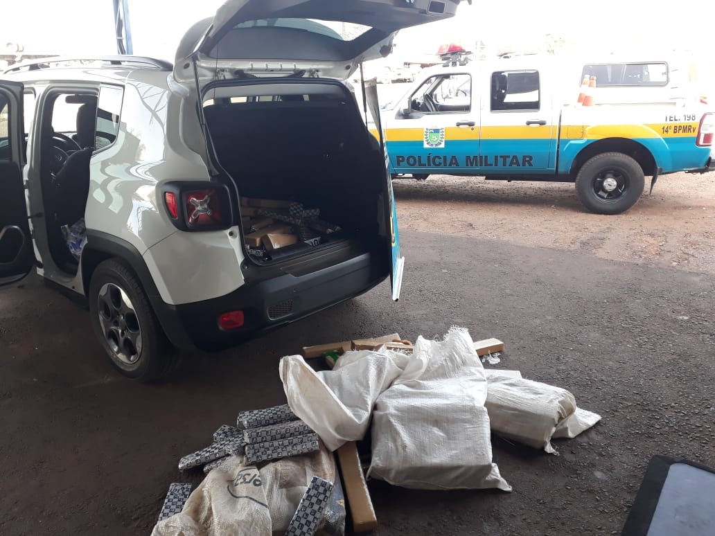 Polícia apreende Jeep Renegade com mais de 240 quilos de maconha Polícia apreende Jeep Renegade com mais de 240 quilos de maconha