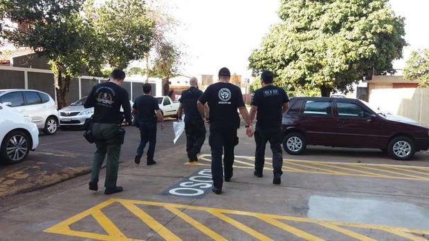 Polícia cumpre mandados na Prefeitura de Rio Brilhante e em Dourados (Osvaldo Duarte/Dourados News)