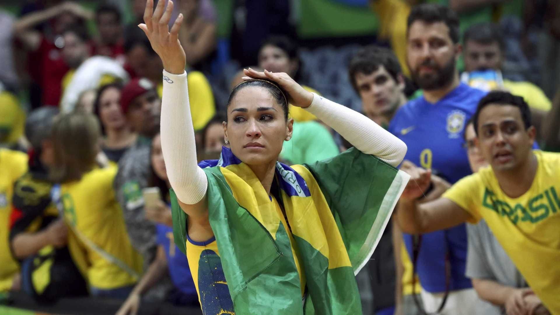 Bicampeã olímpica, Jaqueline anuncia aposentadoria da seleção Bicampeã olímpica, Jaqueline anuncia aposentadoria da seleção