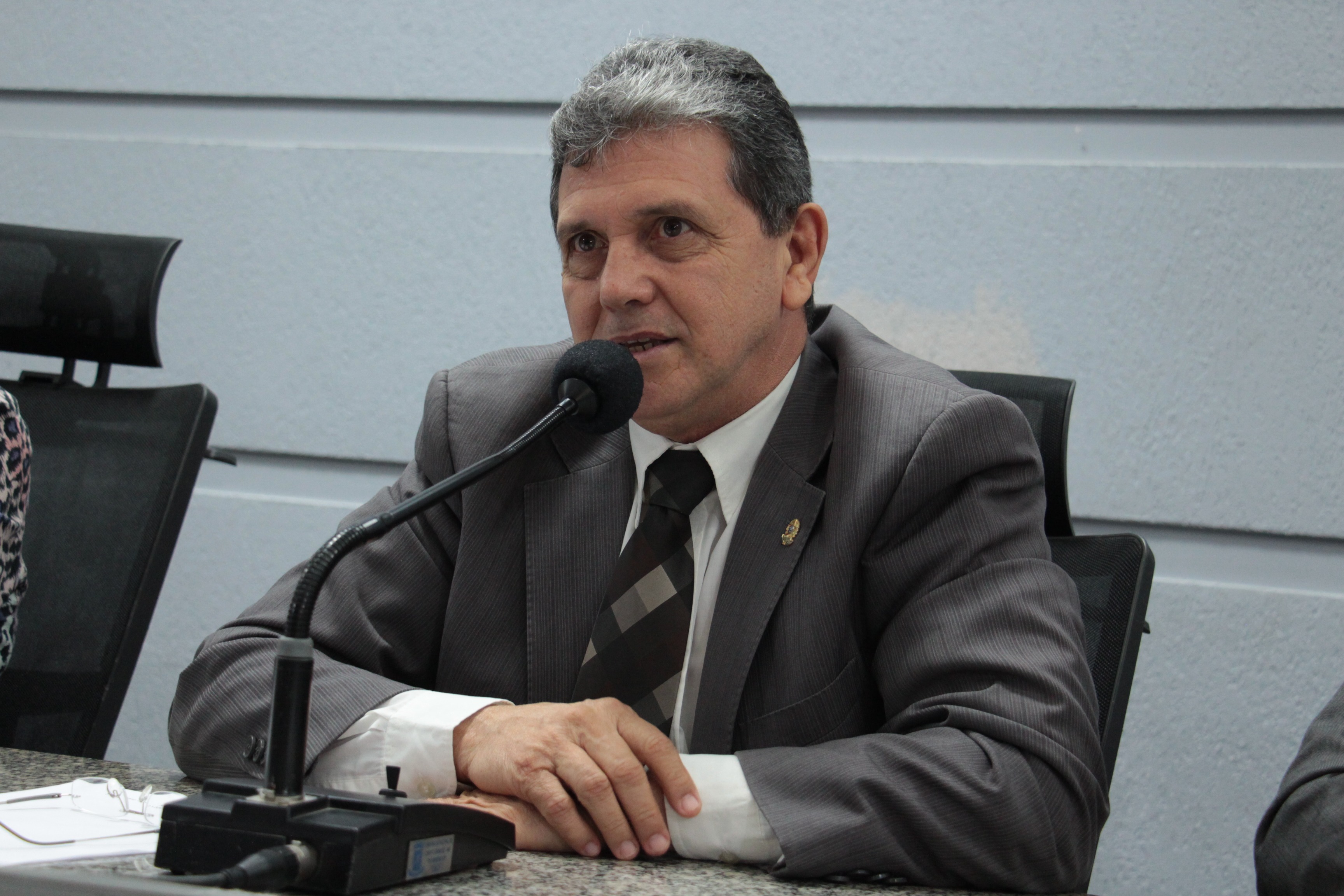 Vereadores elogiam atuação de João Rocha na concretização de pista de atletismo Vereadores elogiam atuação de João Rocha na concretização de pista de atletismo