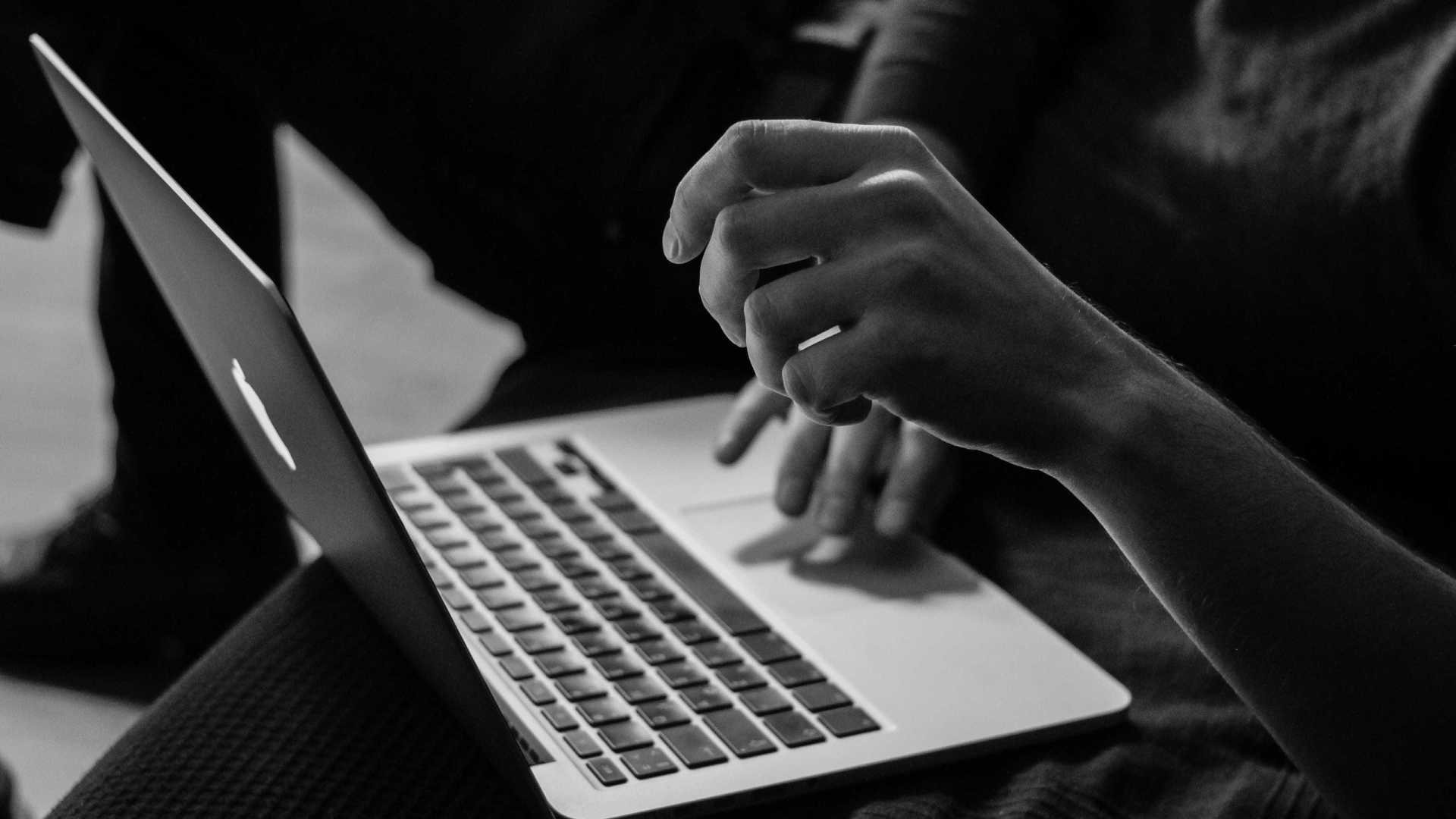 Ministério cria banco de dados nacional para casos de criminalidade Sergey Zolkin on Unsplash
