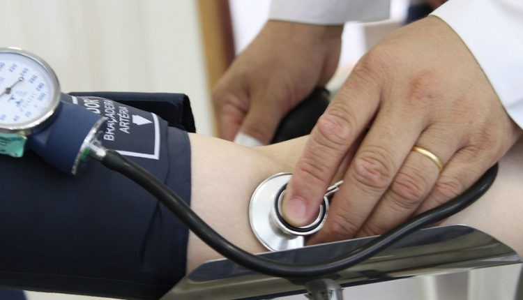 Câmara aprova projeto que prevê 863 vagas para médicos na Capital Câmara aprova projeto que prevê 863 vagas para médicos na Capital