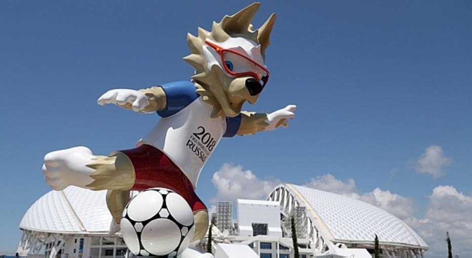 Estátua da mascote oficial da Copa de quase 2 metros é roubada na Rússia Estátua da mascote oficial da Copa de quase 2 metros é roubada na Rússia
