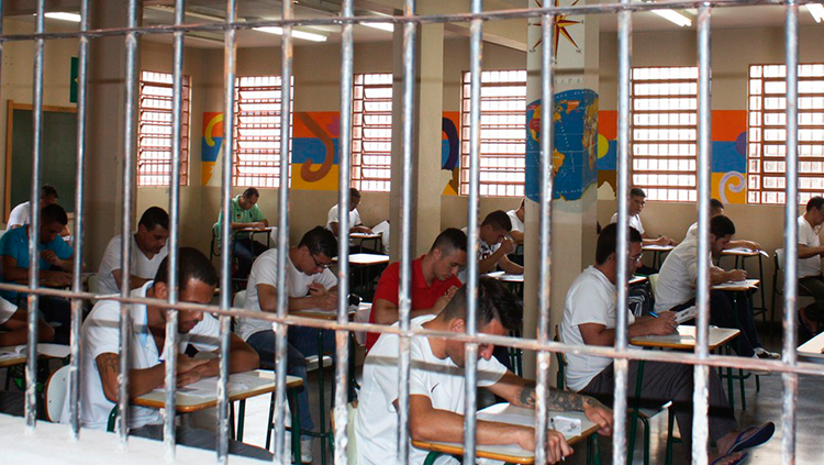 Inscrições do Encceja para presos vão até dia 27 Inscrições do Encceja para presos vão até dia 27