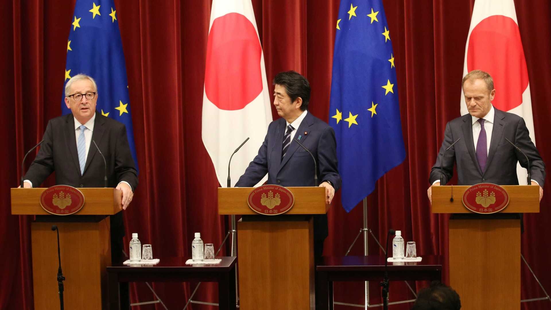 UE e Japão fecham acordo ambicioso e criam bloco comercial UE e Japão fecham acordo ambicioso e criam bloco comercial