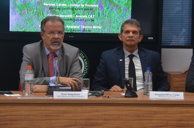 Ministros, Raul Jungman e general Joaquim Silva e Luna - Foto: Ascom AICG