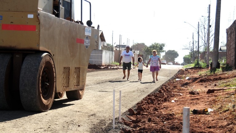 Obra no Nova Lima avança e em duas semanas 70% do asfalto estará concluído