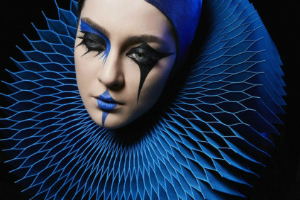 O look Pierrot Punk de Marcos Costa na modelo Amanda Pasqualli (Way Model), fotografado por Edu Delfim com tratamento de imagem de Eddie Mendes (Foto: Edu Delfim)