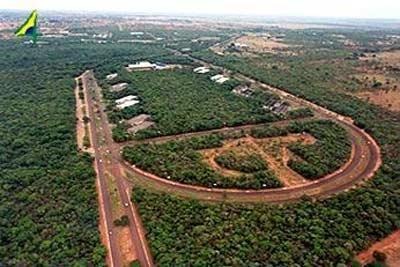 Justiça suspende liminar que proíbe desmatamento no Parque dos Poderes Foto: Wikimapia