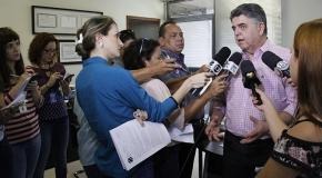 Márcio durante entrevista à imprensa