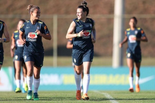 Seleção feminina de futebol já está nos EUA para o Torneio das Nações (Fernanda Coimbra/CBF)
