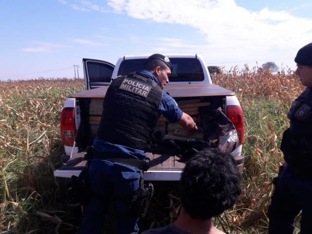 Traficante foge, mas é preso em milharal com uma tonelada de droga (Divulgação)