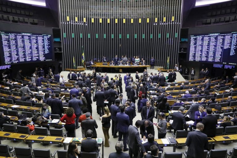 Câmara pode votar proposta que aumenta repasses da União aos municípios Deputados poderão analisar texto que amplia o percentual destinado ao FPM. Luis Macedo/Câmara dos Deputados