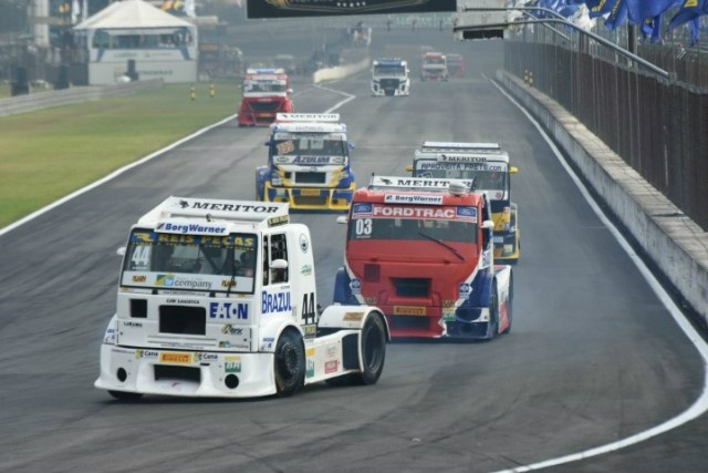 Fórmula Truck, no dia 15, volta a acontecer em Campo Grande Caminhões da Truck irão agitar o autódromo internacional de Campo Grande no dia 15 de maio. (Foto: Divulgação)