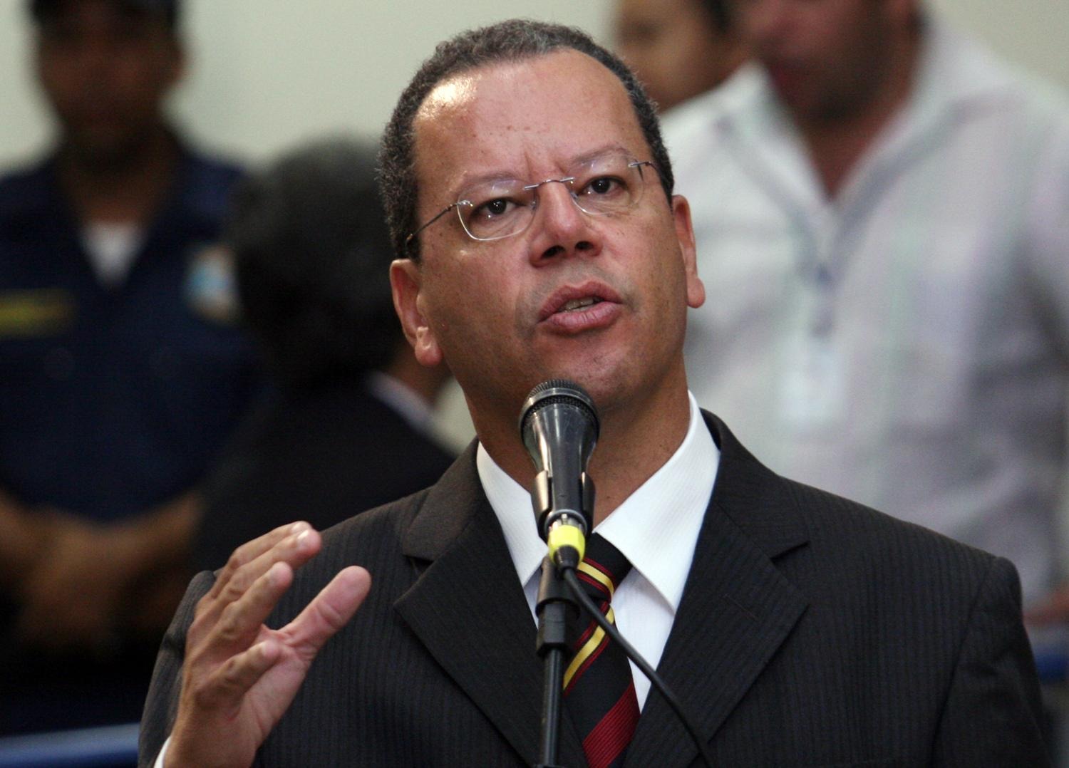 Rede, PV e PC do B formarão chapa encabeçada por Marcelo Bluma como candidato ao governo Rede, PV e PC do B formarão chapa encabeçada por Marcelo Bluma como candidato ao governo