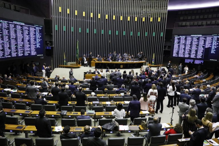 Plenário da Câmara pode votar proposta que amplia porte de armas Luis Macedo/Câmara dos Deputados