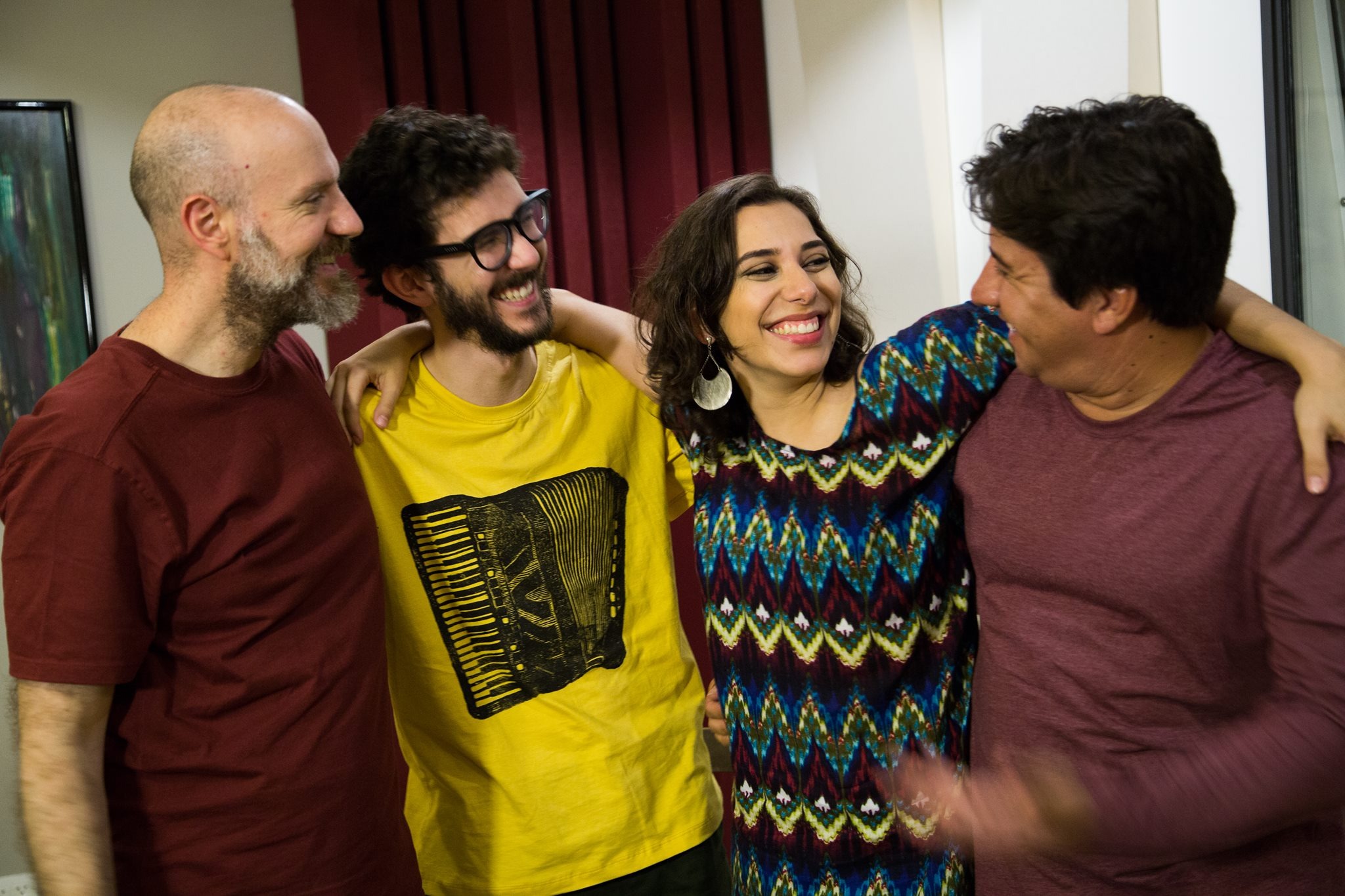 Sesc Encena leva ao Teatro Prosa o show “Fronteiras”, com Thamires Tannous Sesc Encena leva ao Teatro Prosa o show “Fronteiras”, com Thamires Tannous