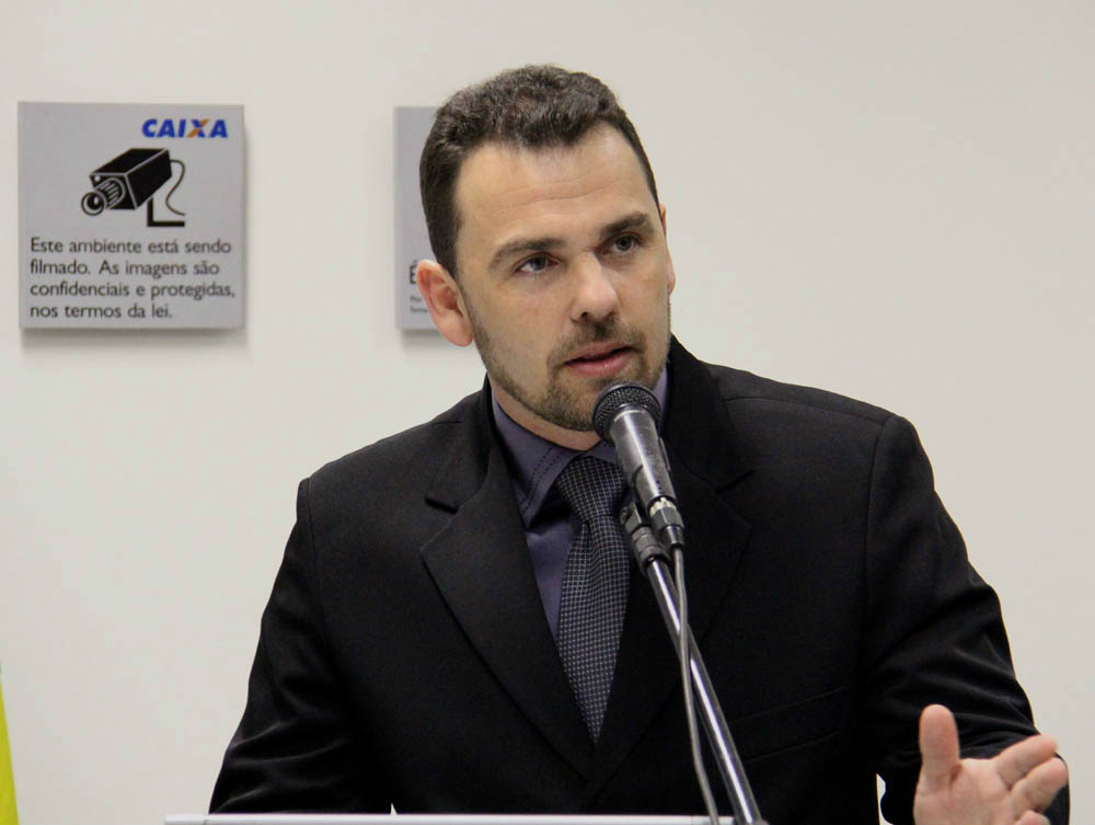 Na Marcha a Brasília, prefeitos cobram aumento do FPM Prefeito de Nova Alvorada do Sul e, presidente da Assomasul, lidera o grupo de prefeitos do MS na Marcha a Brasília em Defesa dos Municípios (Foto:Divulgação)