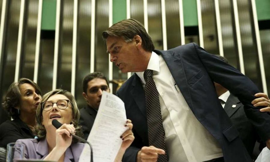 Maria do Rosário e Bolsonaro na Câmara dos Deputados.Revista Fórum