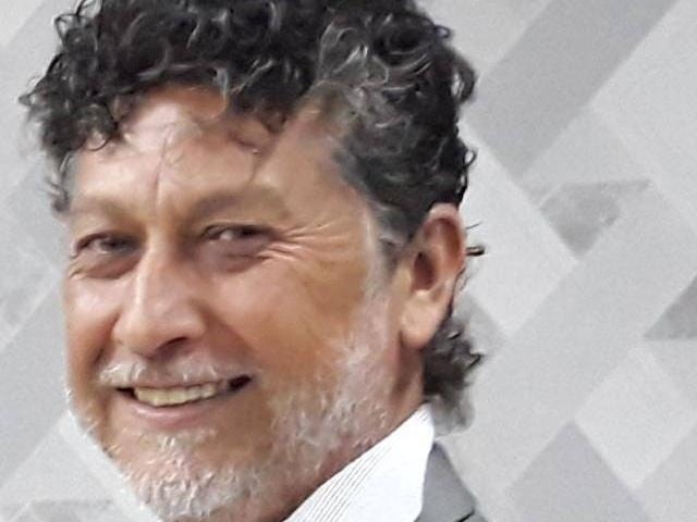 Jornalista brasileiro é executado a tiros na fronteira Léo Veras era dono do site Porã News. Arquivo Rádio Império