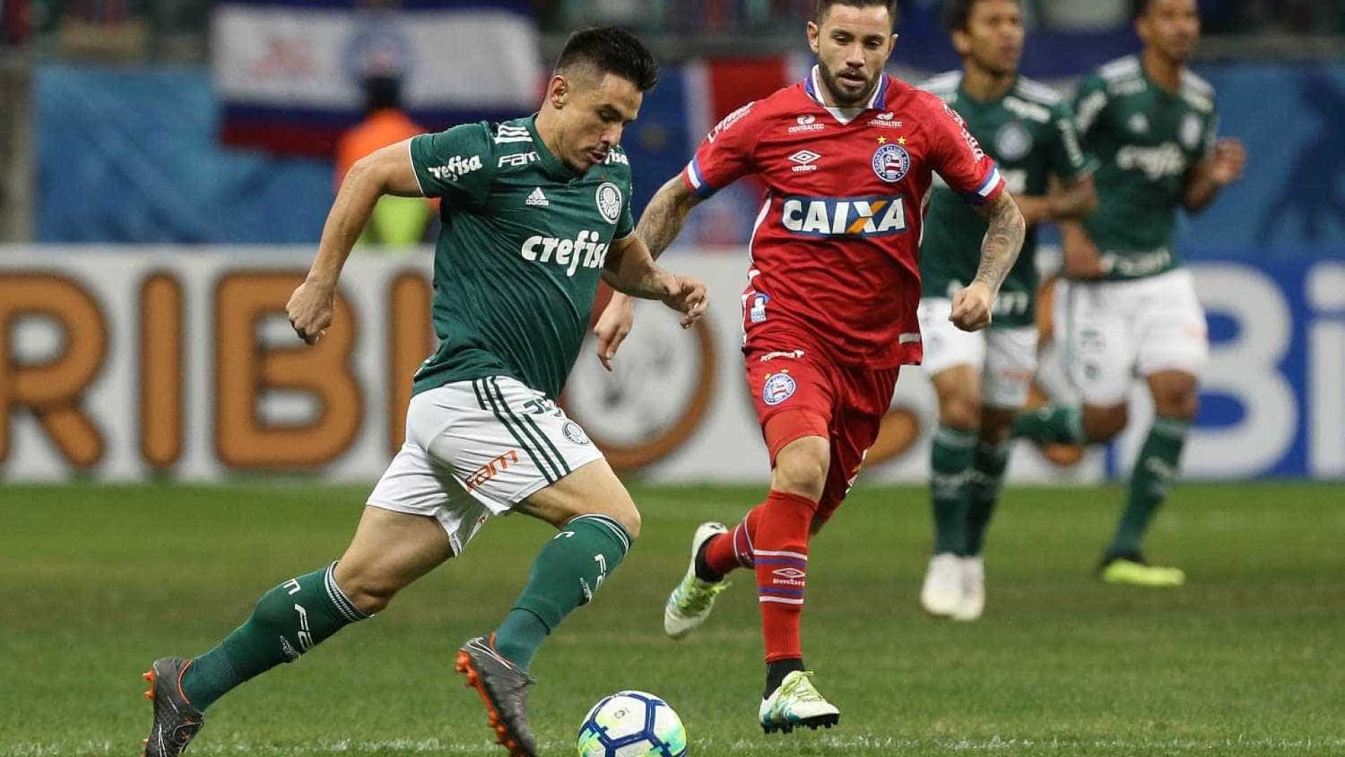 Palmeiras inscreve zagueiros estrangeiros para a Libertadores Palmeiras inscreve zagueiros estrangeiros para a Libertadores