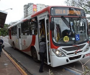 Consórcio será beneficiado com isenção de R$ 38,5 milhões A isenção do imposto não evita o aumento da tarifa de ônibus e também não garante avanços no serviço - Bruno Henrique