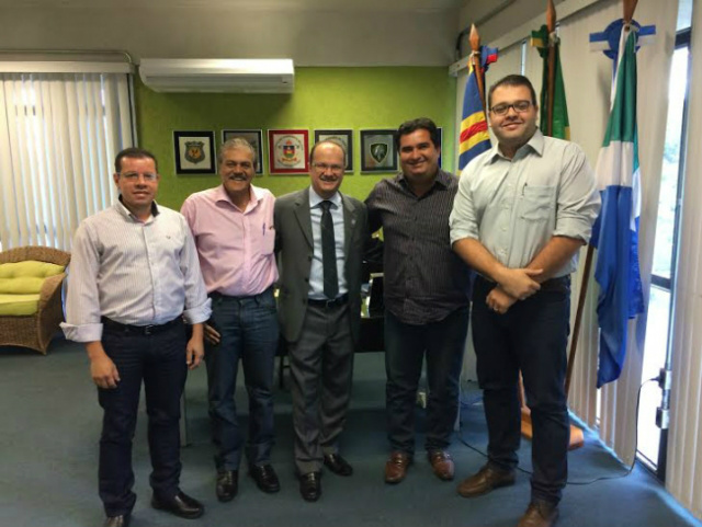 DEM consegue R$ 100 mil para o setor de segurança de Dourados Vereadores Pedro Pepa, Cido Medeiros, Secretário de Justiça Barbosinha, Vereador Madson Valente e Alan Guedes