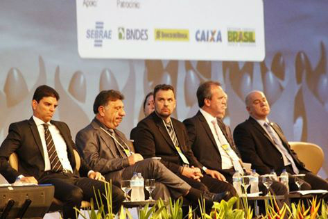 Falando pelo Centro Oeste, Neto cobra liberação dos "restos a pagar" Neto falou em nome dos prefeitos do Centro Oeste (Foto:Divulgação)