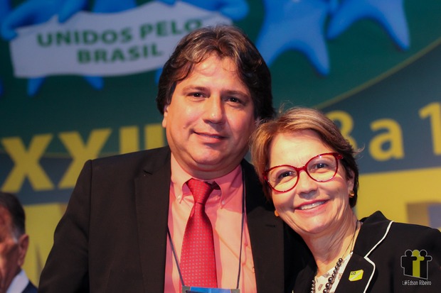 Tereza Cristina participa de encontro de prefeitos ligados ao agronegócio Tereza Cristina participa de encontro de prefeitos ligados ao agronegócio