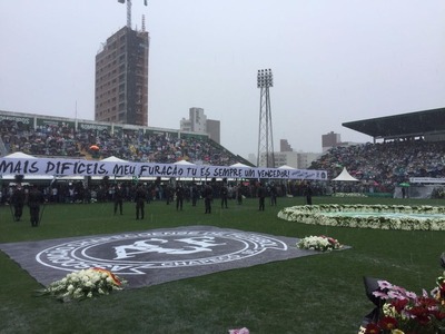Arena Condá recebeu velório coletivo de 50 vítimas (Foto: Michelli Arenza/RPC)
