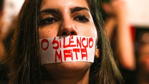 Vítimas de violência doméstica poderão fazer denúncia em farmácias Divulgação