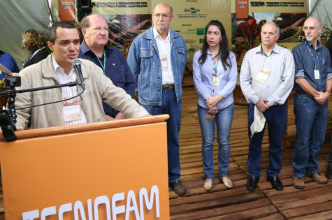 Secretário Landmark fala da importância das parcerias na realização da Tecnofam em Dourados (Foto: A. Frota/Assecom)