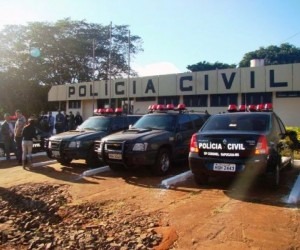 Mulher recebe ameaça de morte e mata marido com golpes de machado Delegacia de Coronel Sapucaia, onde é conduzida investigação de assassinato - Divulgação