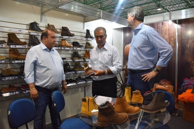 Governador abre neste domingo a 9ª Feira da Indústria de Calçados do Estado Governador abre neste domingo a 9ª Feira da Indústria de Calçados do Estado