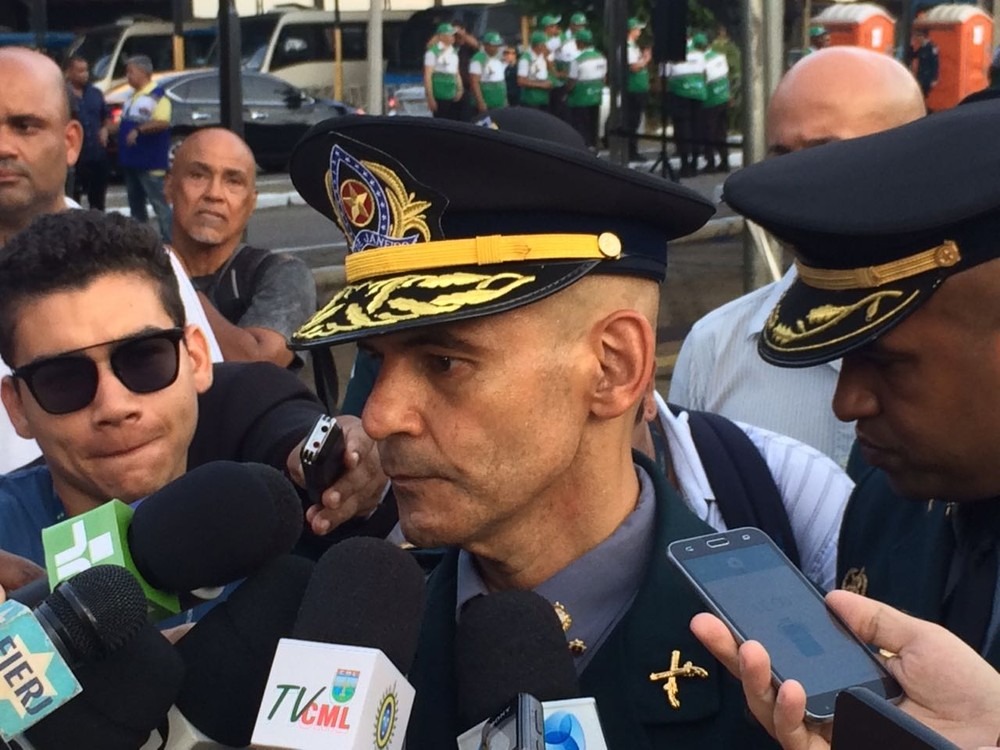 Laviano tomou posse nesta quarta-feira (Foto: Marco Antônio Martins/G1)