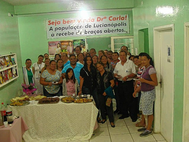 Médica Carla Maceo foi recepcionada no ano passado com direito a festa e até faixa de boas-vindas

Prefeitura de Lucianópolis/Divulgação