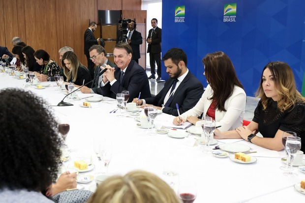 Bolsonaro critica decisão do STF de criminalizar homofobia (Marcos Corrêa)
