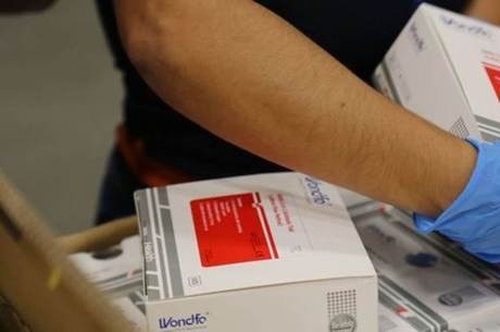 Ministério planeja fazer 50 mil testes de covid-19 por dia