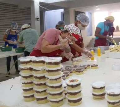 Tradição de Santo Casamenteiro ganha neste ano versão em 'bolo de pote' Divulgação