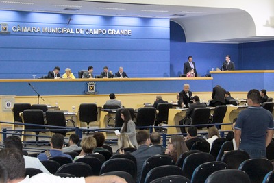 Vereadores votam um Projeto na sessão ordinária desta quinta-feira