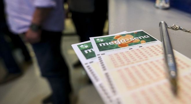 Arrecadação da Mega-Sena registra queda de 21,5%
Marcelo Camargo/Agência Brasil