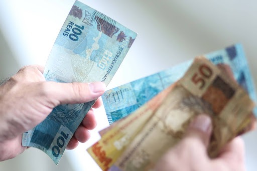 Bolsonaro sanciona lei do salário-mínimo 2020 Divulgação