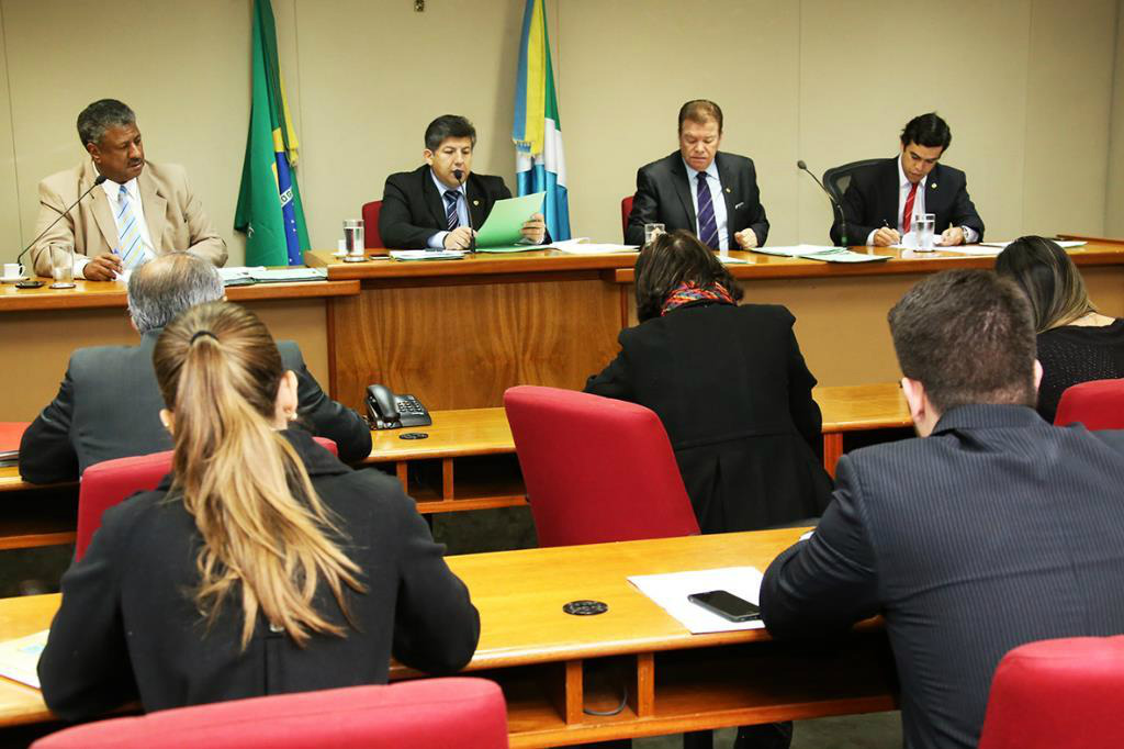 CCJR aprova projeto que define produtos essenciais e troca em caso de defeito A reunião da CCJR aconteceu na manhã desta terça-feira, no Plenário Nelito Câmara (Foto/Victor Chileno)