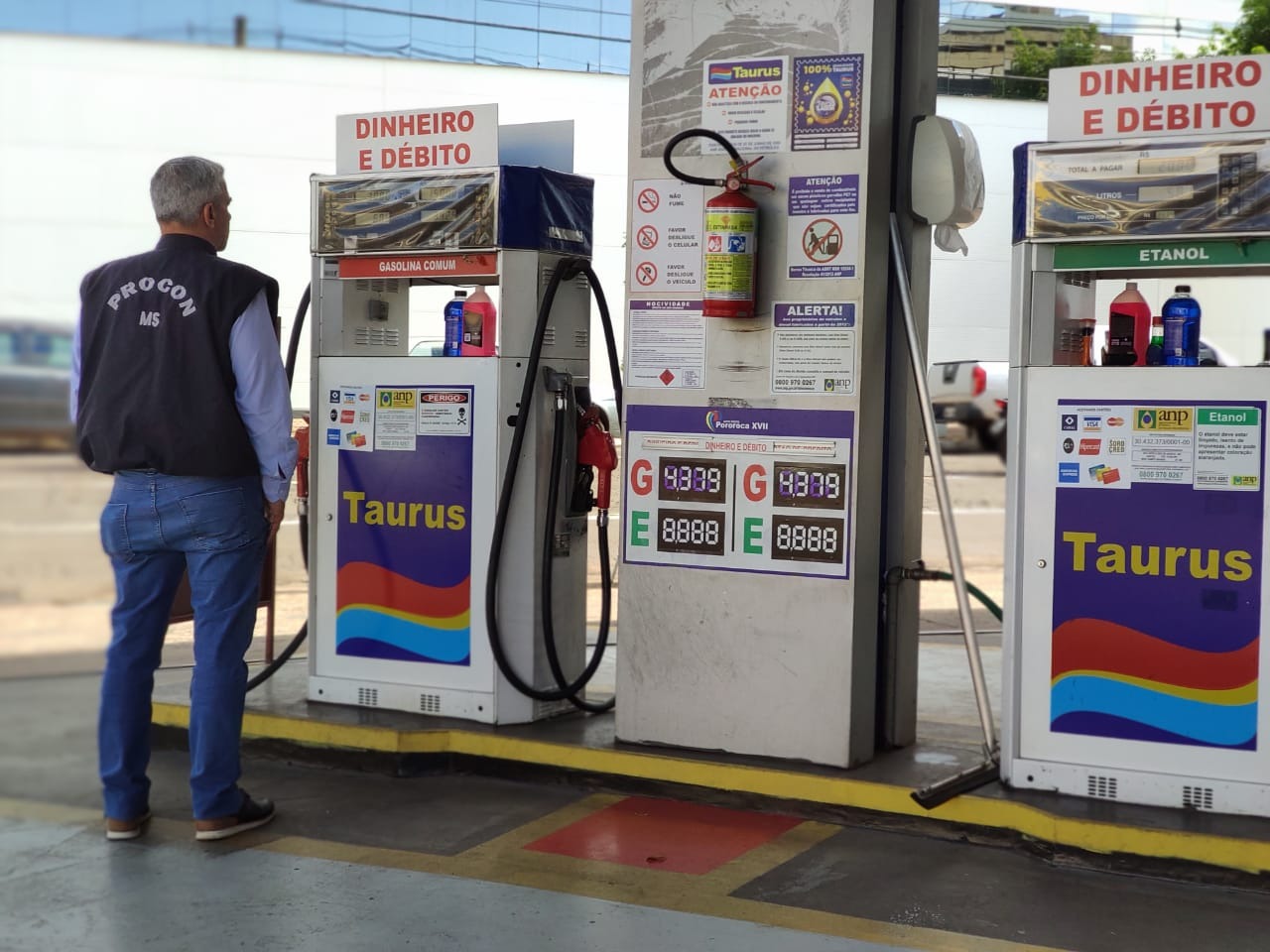 Posto de combustível na área central é autuado por tentar enganar fiscalização Procon/Divulgação