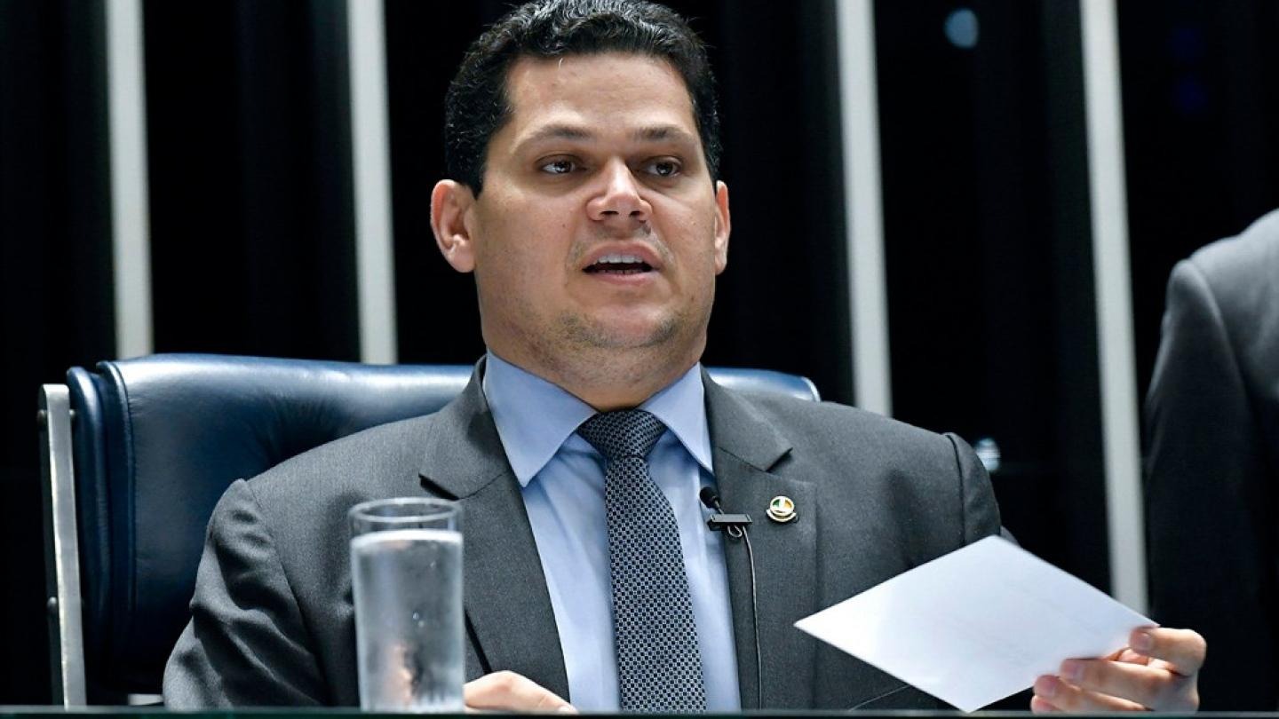 Alcolumbre devolve ao Planalto MP sobre escolha de reitor na pandemia Divulgação