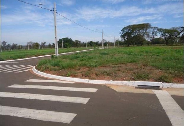 Agência Municipal de Habitação divulga inscritos para sorteio de lotes Agência Municipal de Habitação divulga inscritos para sorteio de lotes