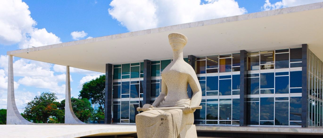 STF começa a analisar validade de reserva de 20% para negros no serviço público