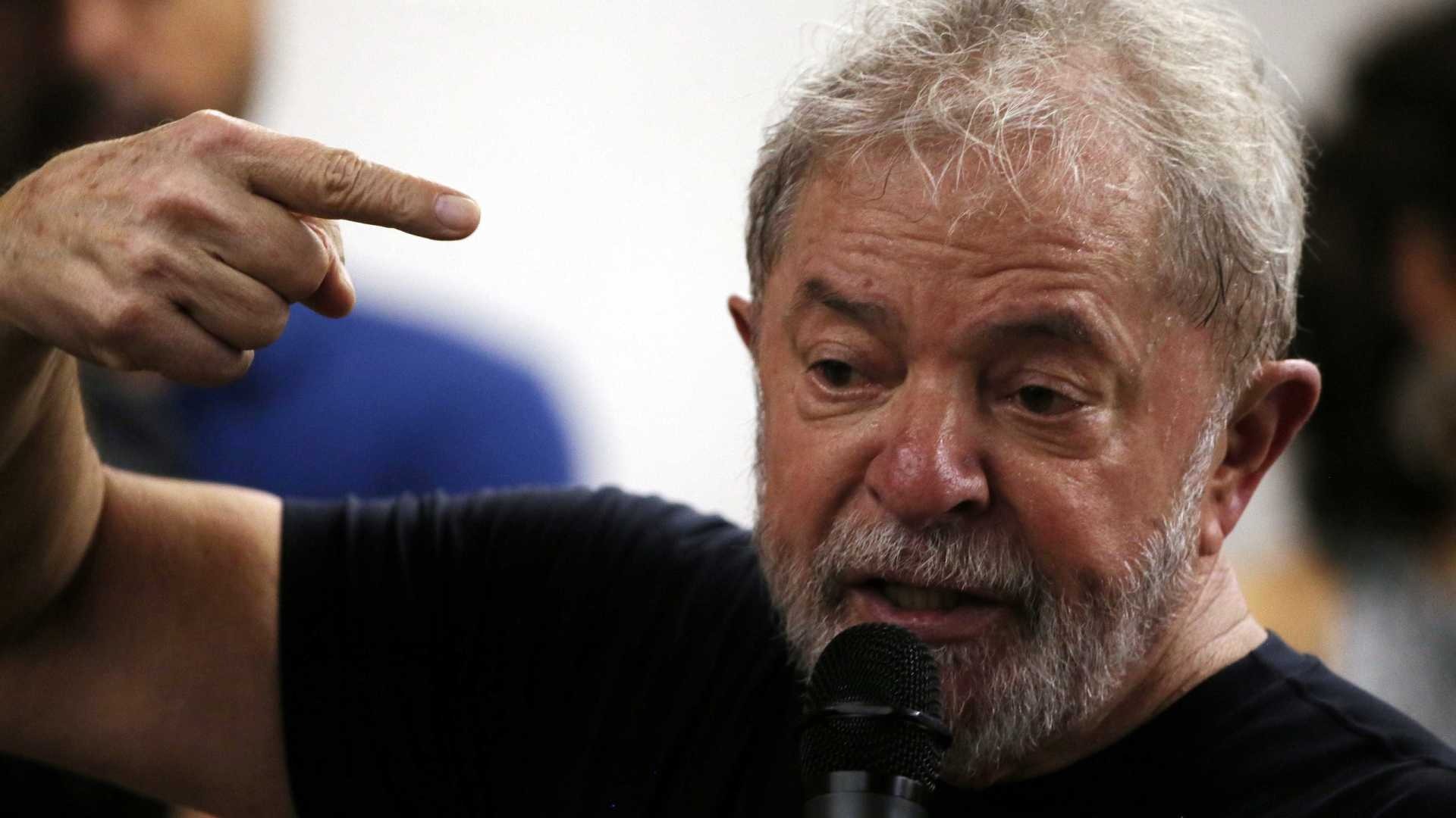  Paulo Whitaker/Reuters